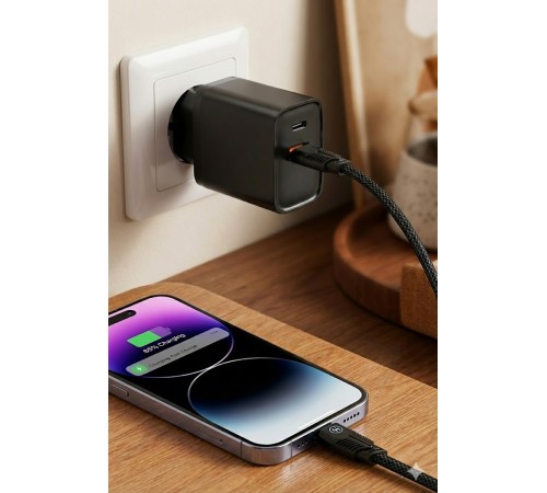 4 in 1 Hızlı Şarj Seti | 38W Çift Portlu Adaptör & Çok Başlıklı Örgü Kablo (Lightning/Type-C/USB)